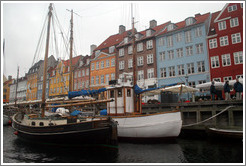Houseboats.  Nyhavn (New Harbor).
