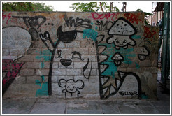 Graffiti in Plaka (&#928;&#955;&#940;&#954;&#945;), an old neighborhood in Athens.