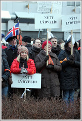 Reykjavik protest.  The signs say "N?tt l??di" ("New republic").