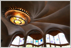 Light and ceiling.  Casa Batll