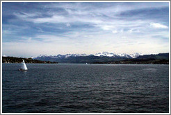 Z?richsee (Lake Z?rich).  View towards the mountains, away from Z?rich, from midway between Thalwil and Erlenbach.